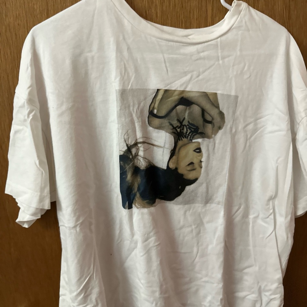 Divided White Ariana Grande Graphic T-shirt